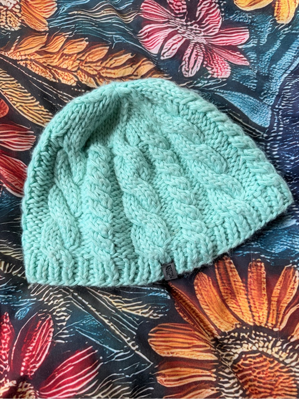 The North Face Cable Knit Beanie – Mint/Aqua – Fleece Lined